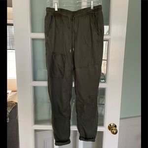 H&M Olive / Khaki 🫒 Drawstring Pant - Size 6